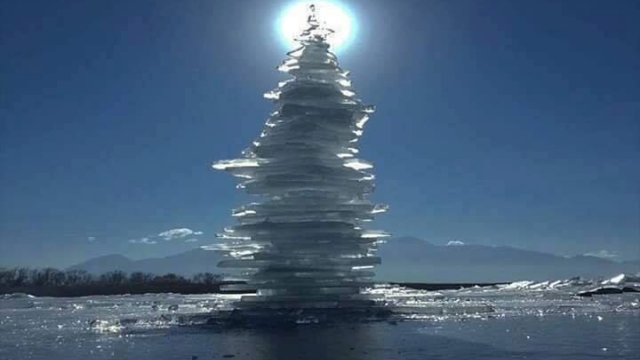 ice christmas tree